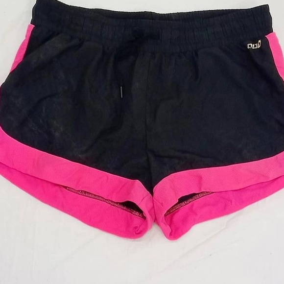 Colorful Shorts. - Picture 3 of 4